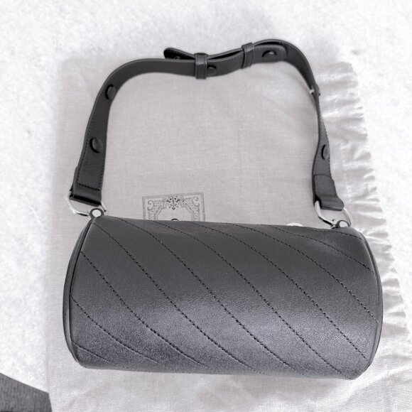 Gucci 760710 Blondie Mini Cylinder Shoulder Bag Black Leather - Picture 4 of 15